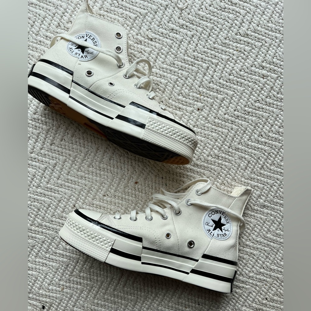 *SOLD* NIB Unisex Converse Chuck Taylor Plus All Star High cut Sneakers